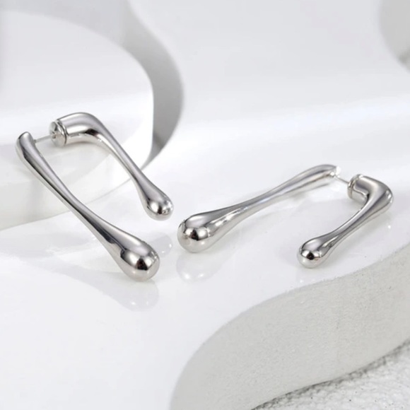 NWT STERLING SILVER UNIQUE EARRINGS - Picture 3 of 4